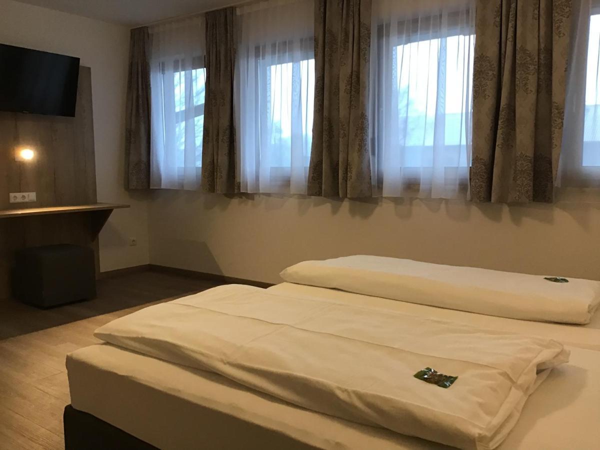 Gasthof Hotel Esterer Rosenheim Bagian luar foto